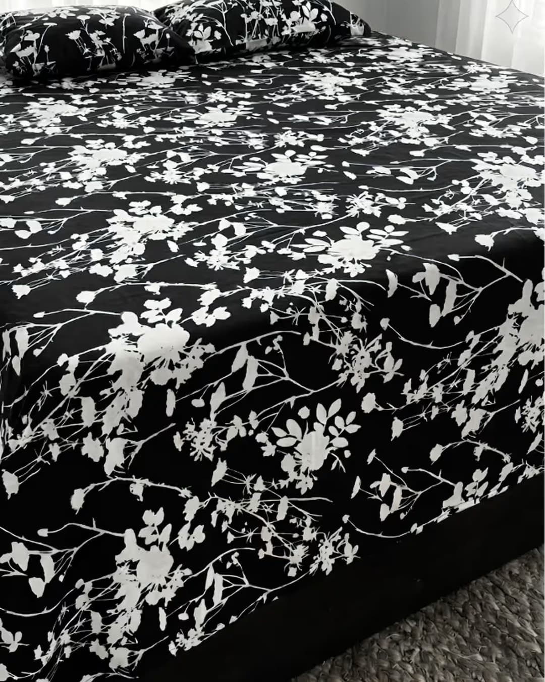 Noir Botanica Bed Set view 4